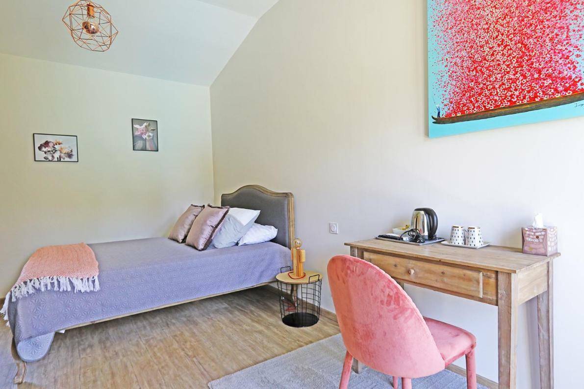 Bed and Breakfast L’esprit du Clain à Naintre Extérieur photo